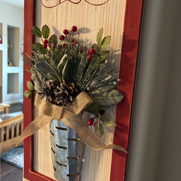 Festive Red and Green Holiday Decor with Evergreen Foliage - Picture 4 of 5